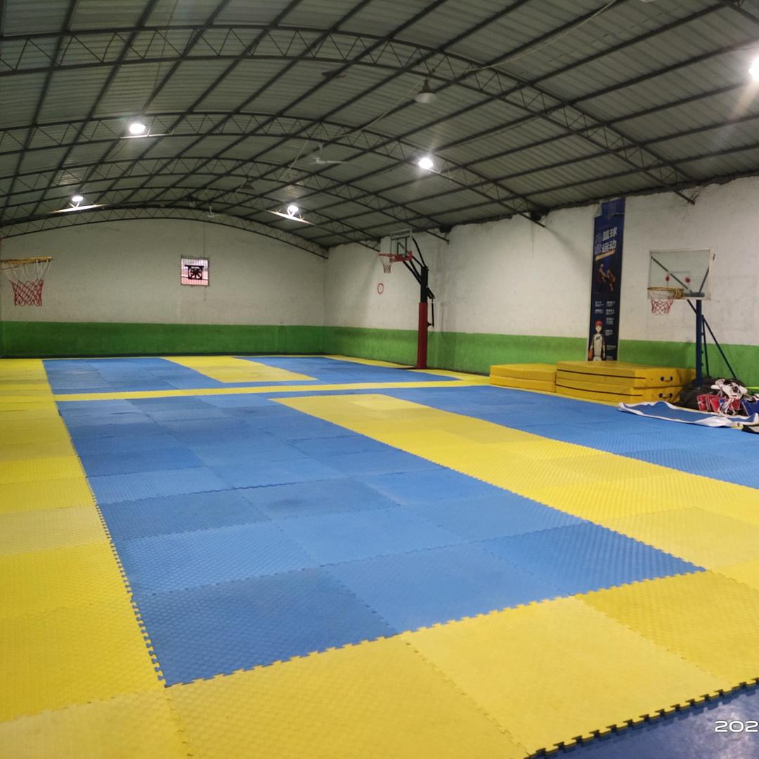 丹凤县巩教练（散打空翻）