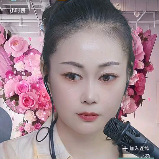 沐沐华催