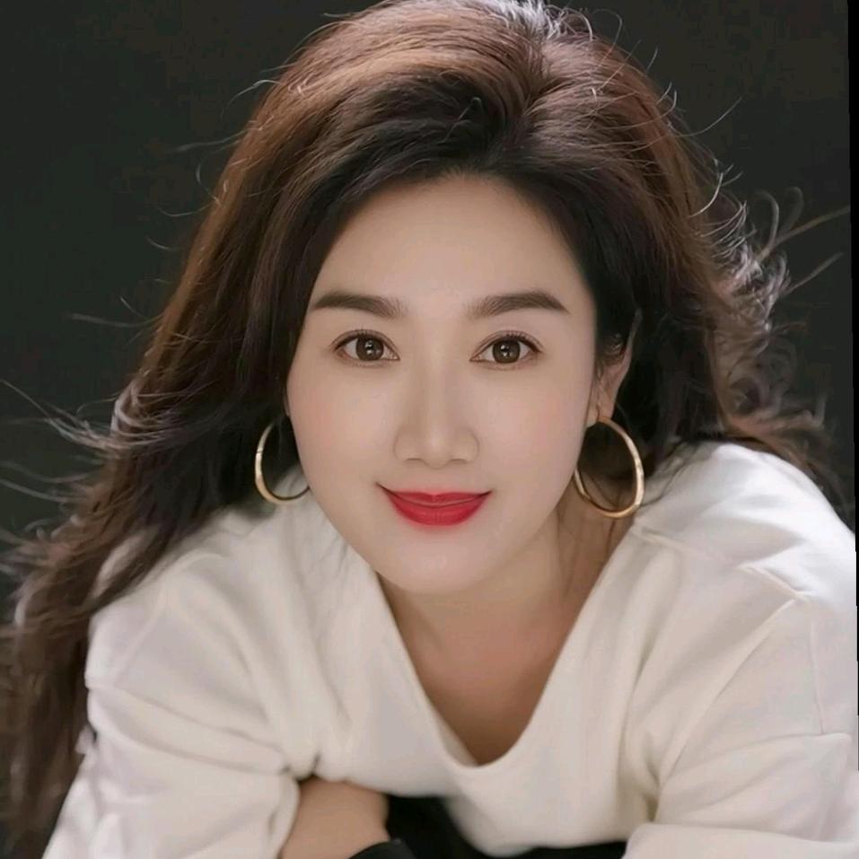丽娟穿搭