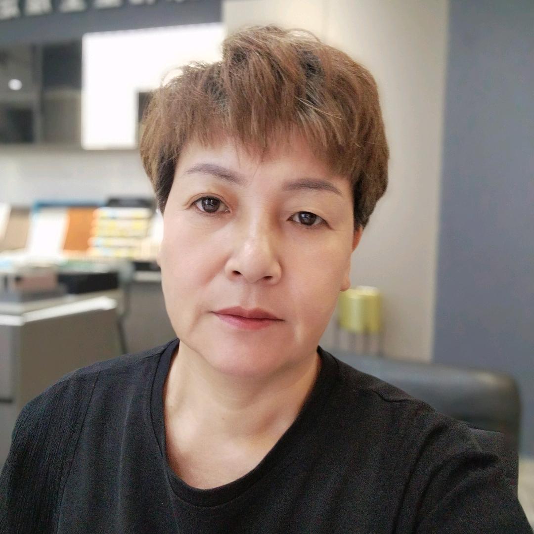 天津全屋定制张姐