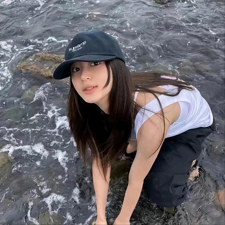 人丑嘴不甜长得危险还没钱