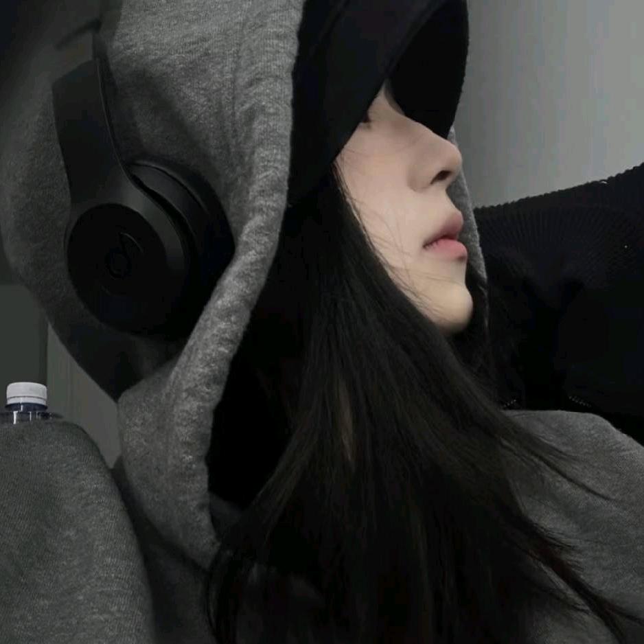 @᭄: 心燕᭄💞: