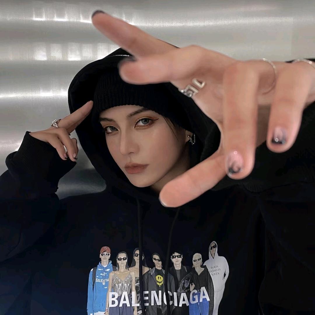 🍀小叶叶子