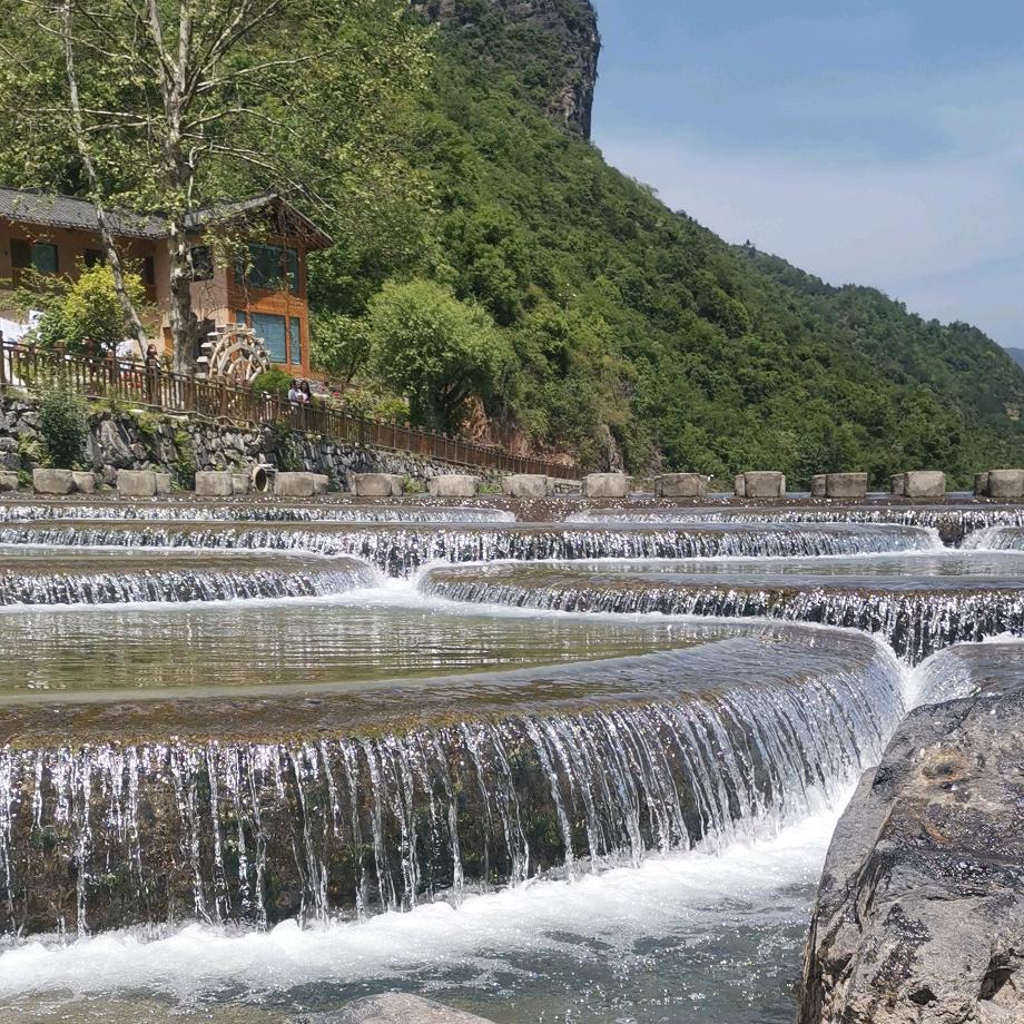 鑫宜嘉建筑公司