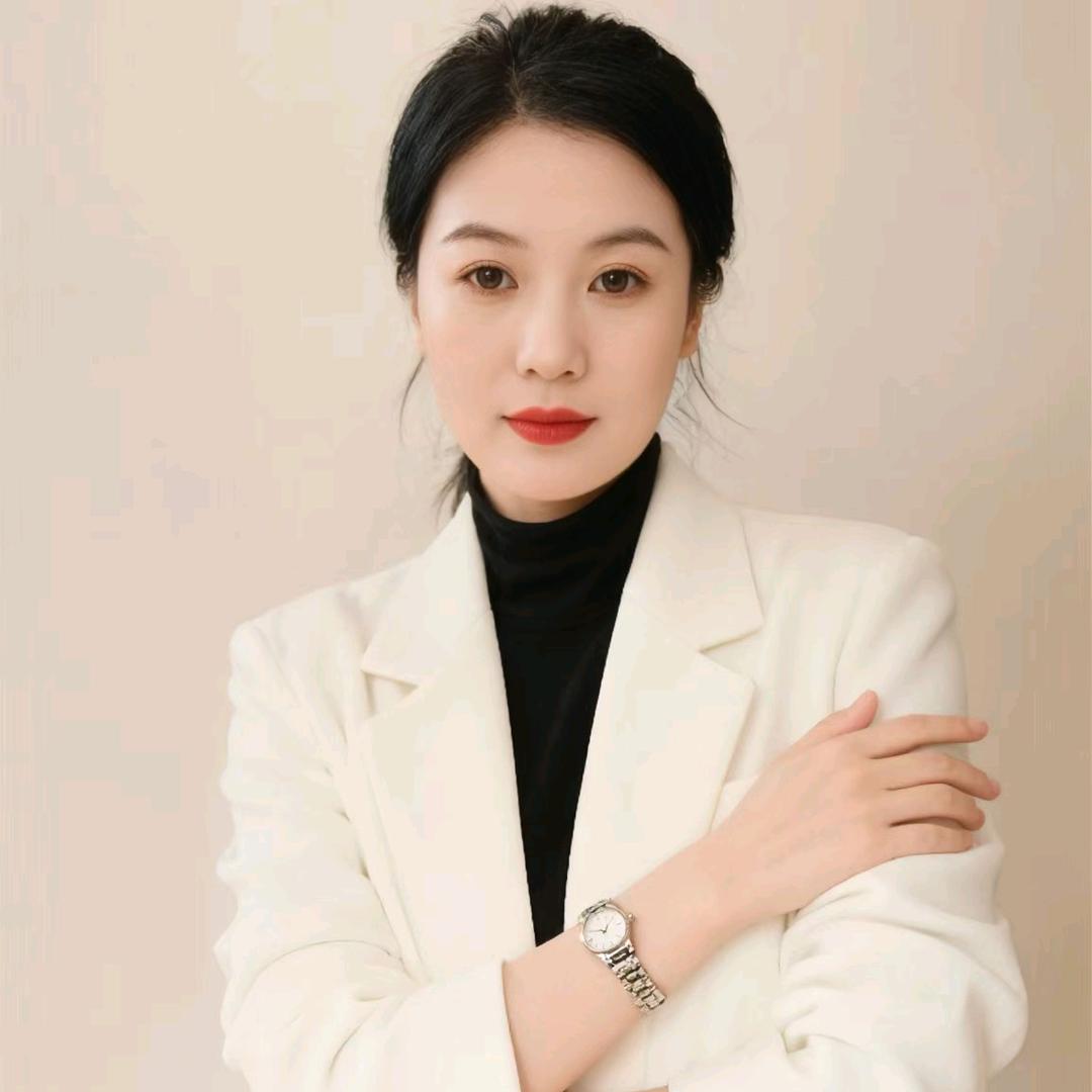 A光伏配件厂家的小瑜姐