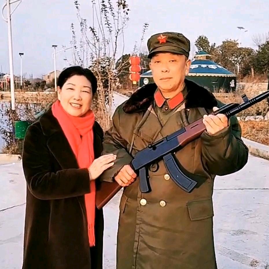 参战李哥