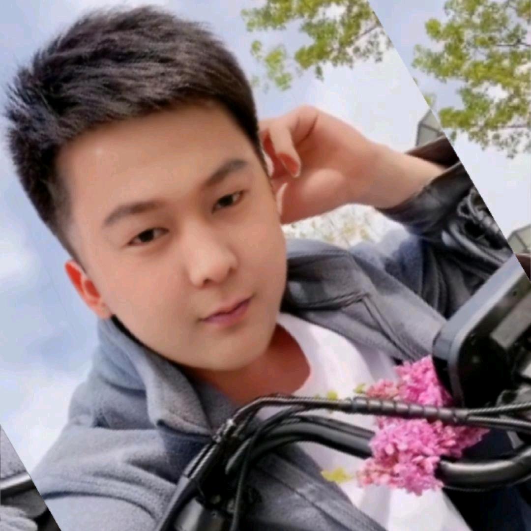 龙哥扛把子随州刘华强