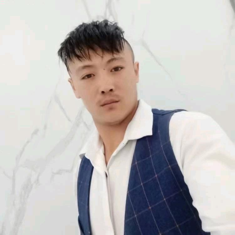 毛成鹏。追梦人团队