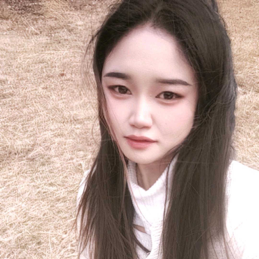 何必在亿