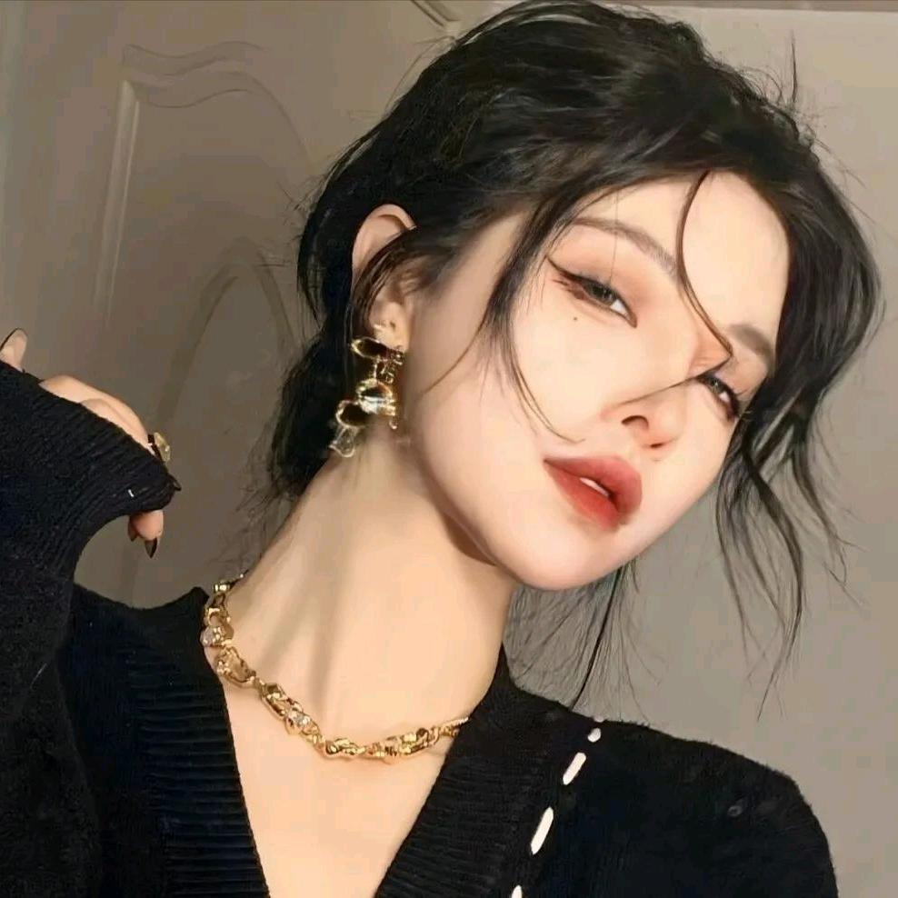 妤妤🦋