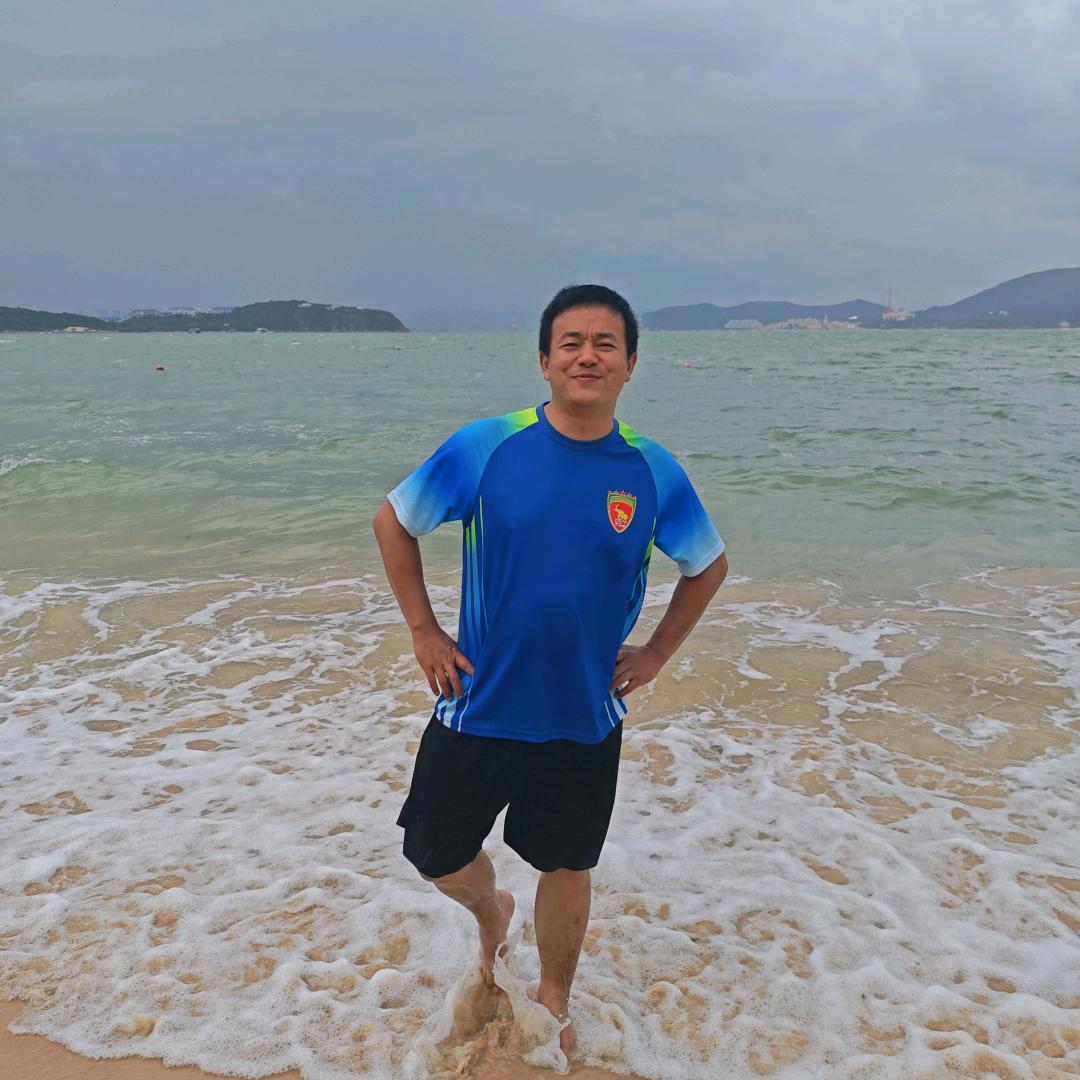 云南济成广告设备