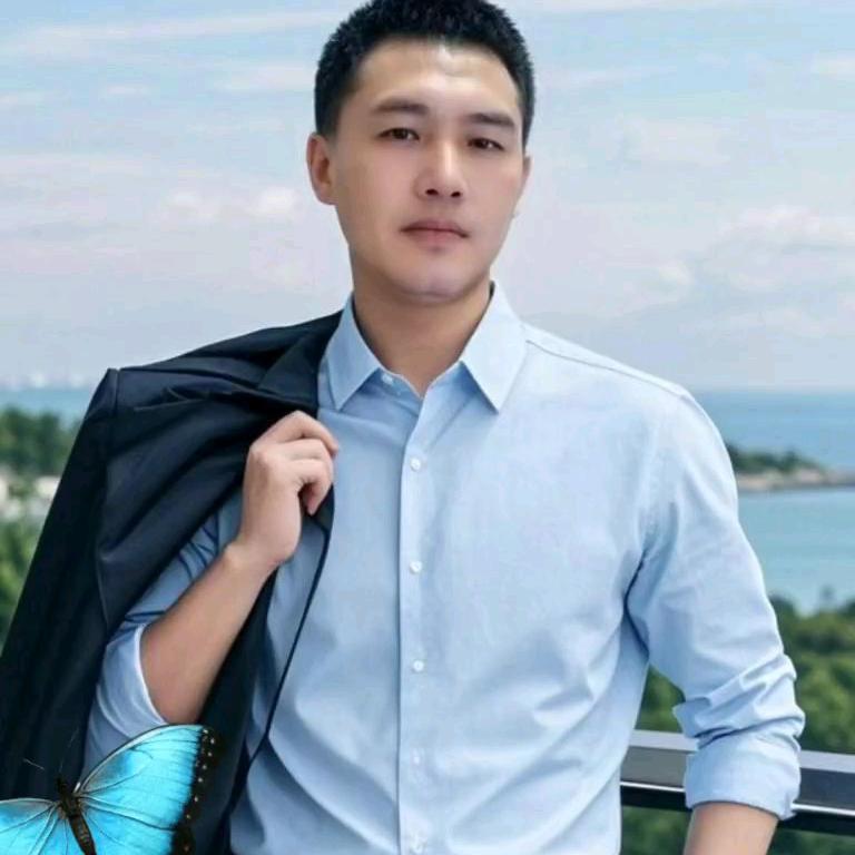 贫下忠农