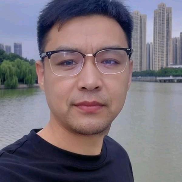 用户2377547016984杨俊所