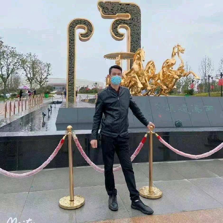 龙哥