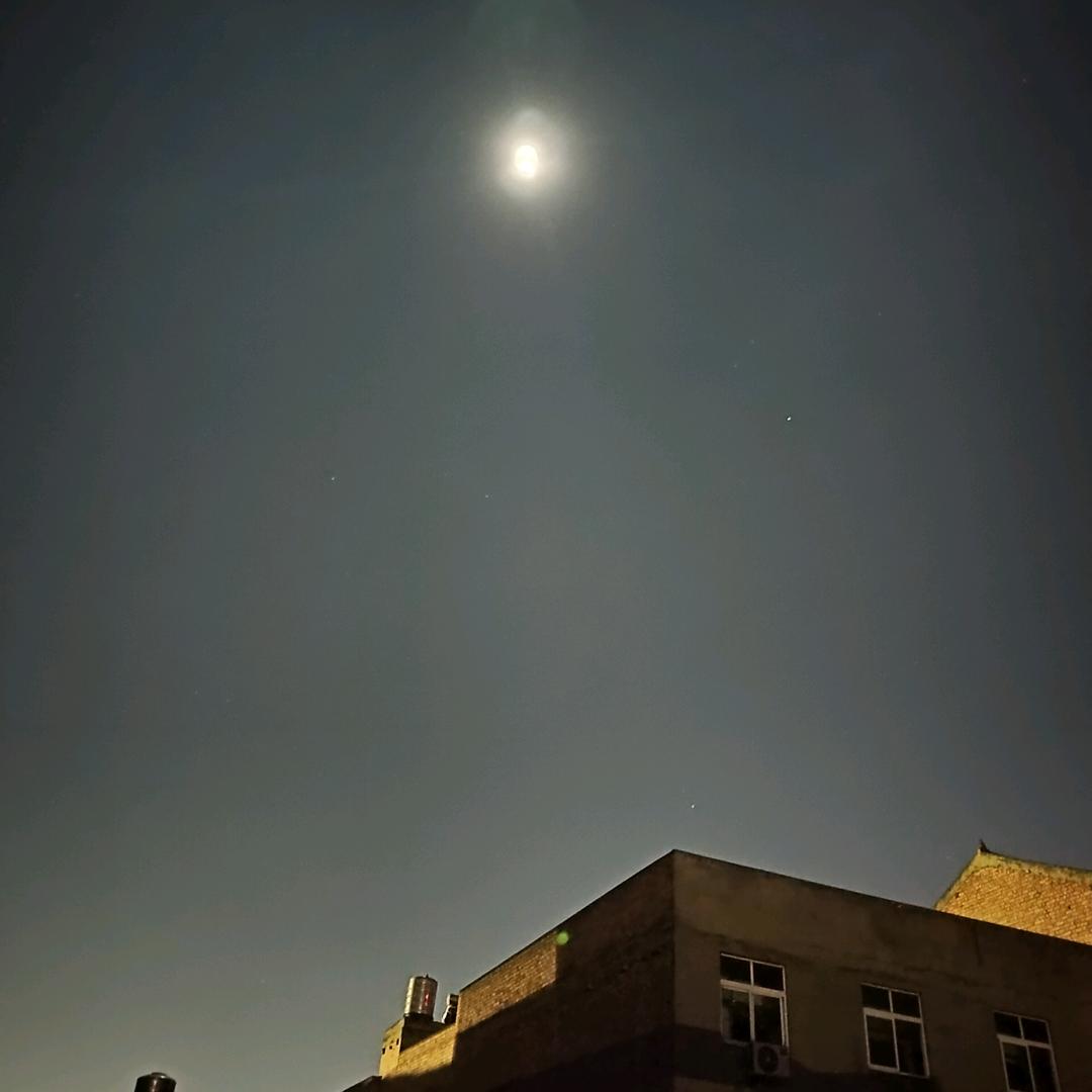 思宝光🌟夜月念