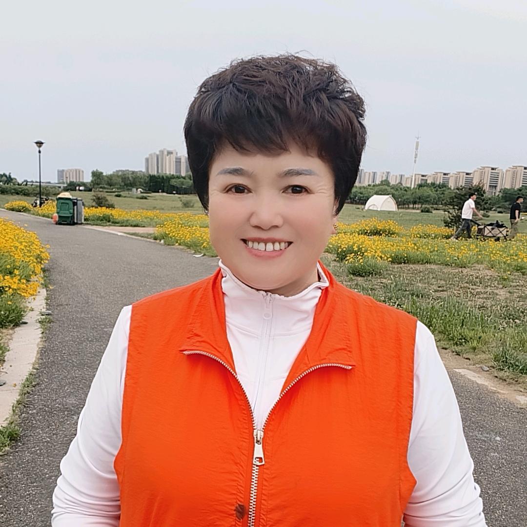 诗然姐 中11: 20开播