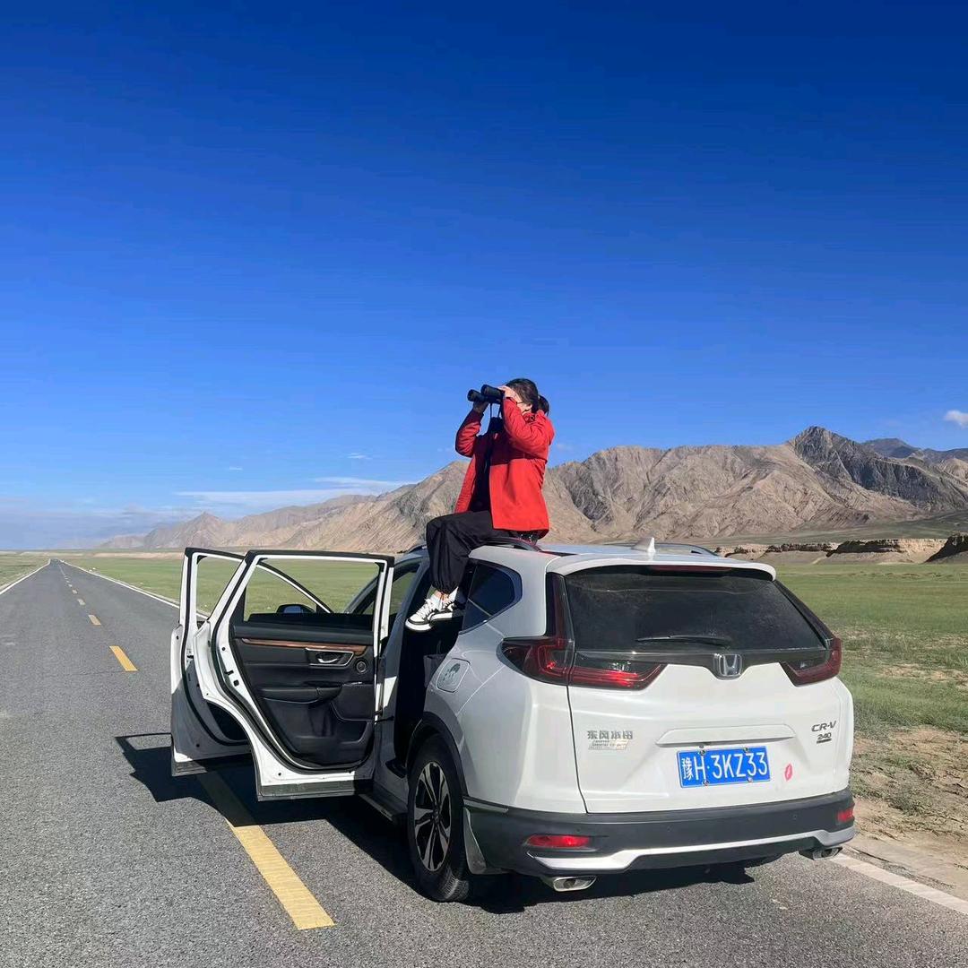 爱旅行的依凡