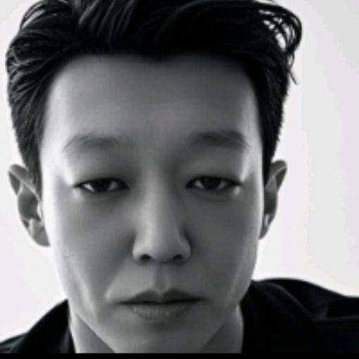 我就是丑点，要不挺帅的