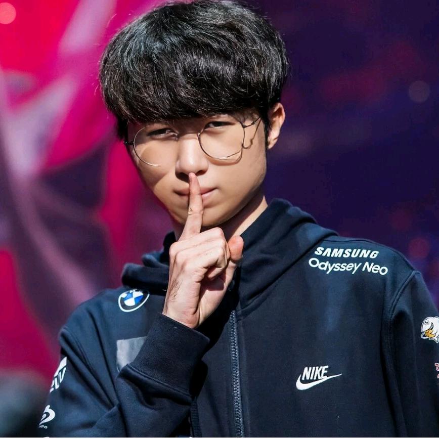 buct如此萌物拉斯特炫