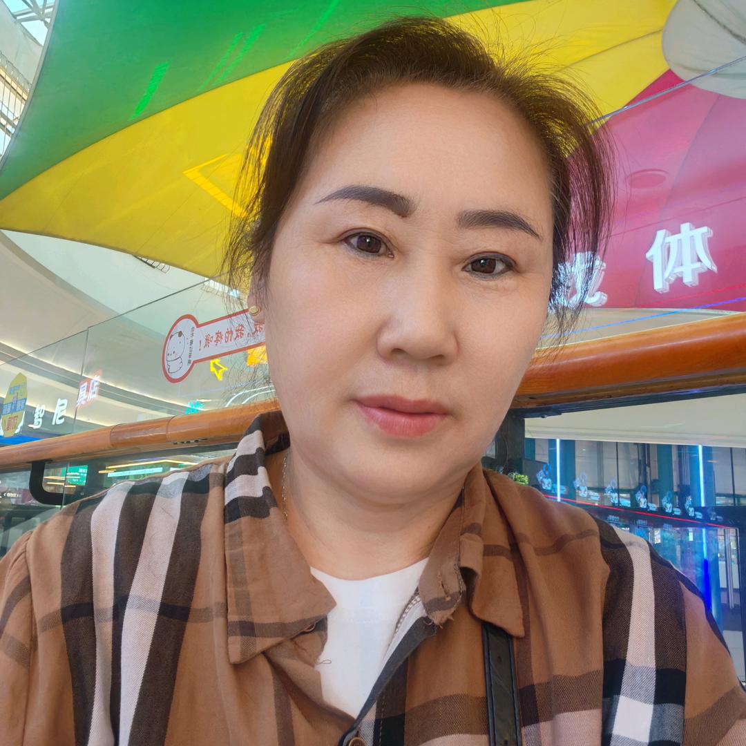 小霞