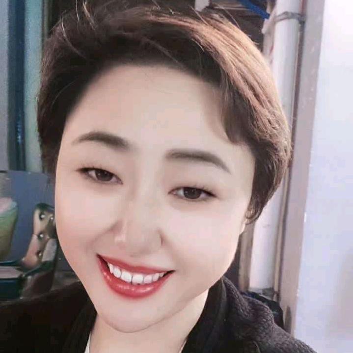 三妹.喜欢牵红线