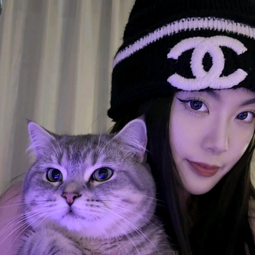 小辣椒.