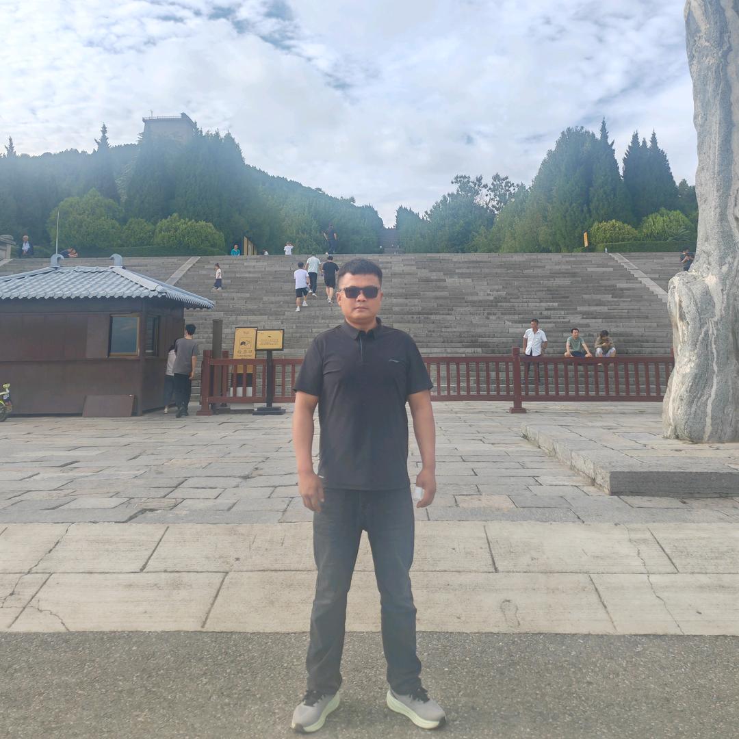 专业承接基础土建工程