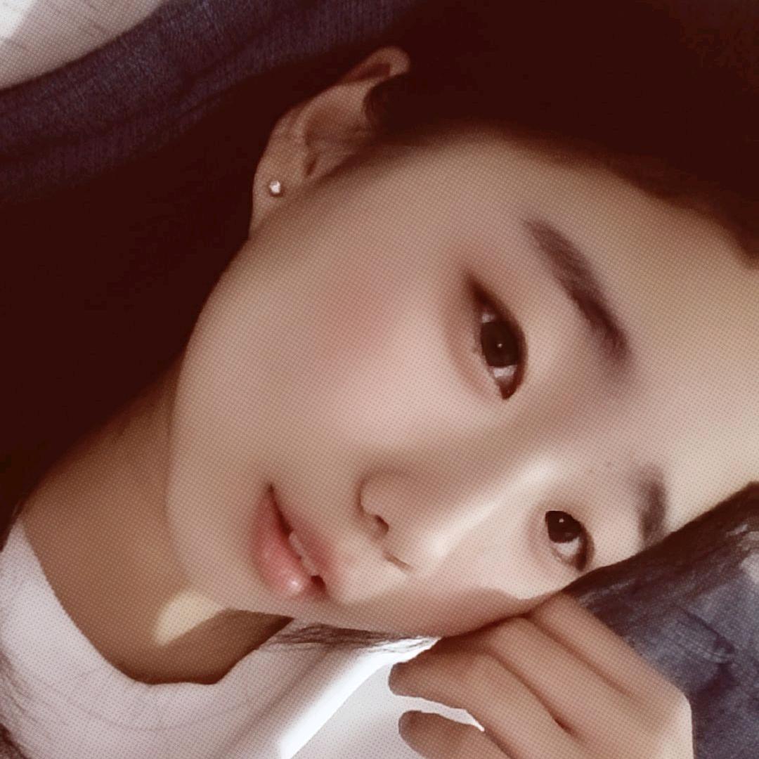 彤