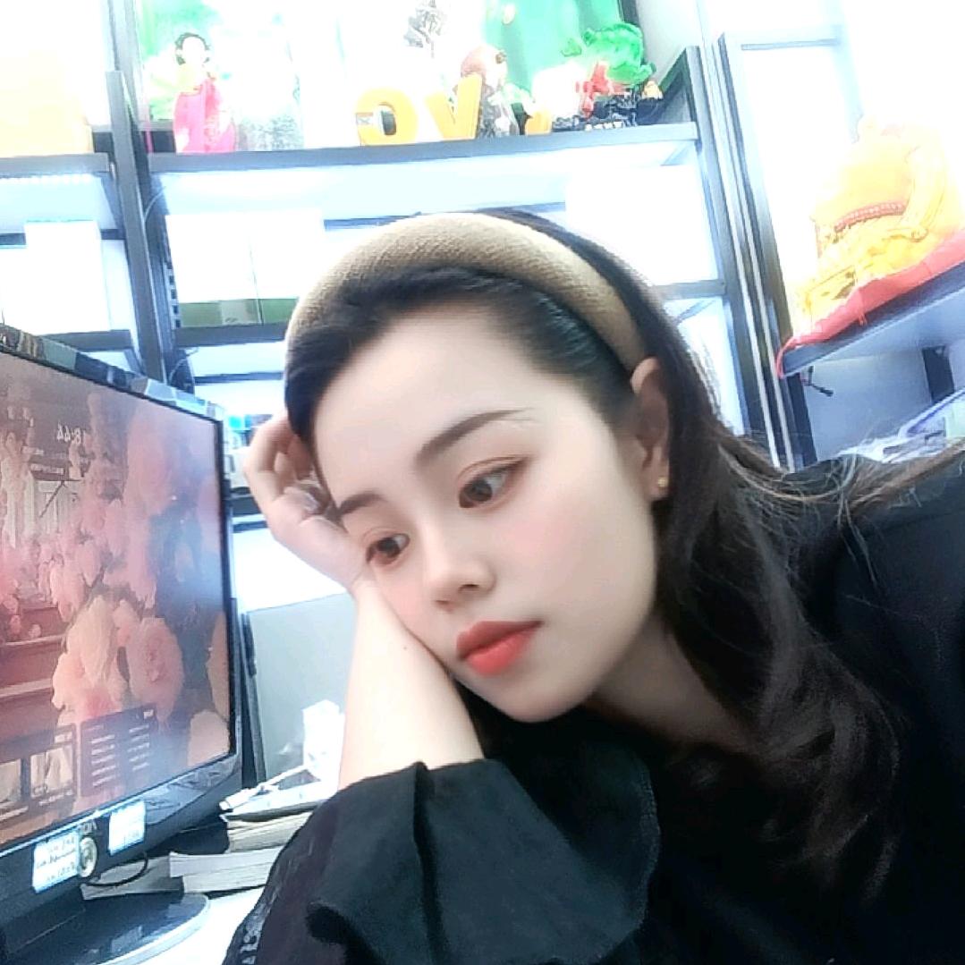 𝓒𝓱𝓲𝓱𝓲𝓻𝓸 千寻.
