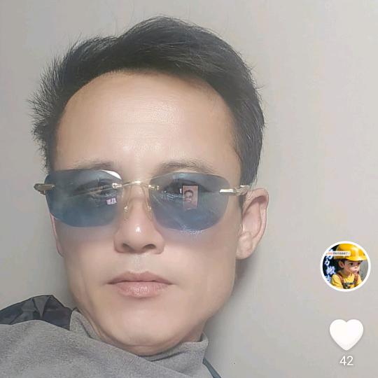 @呀哥