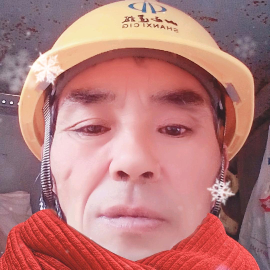 何大哥晚上2|点|O分开播