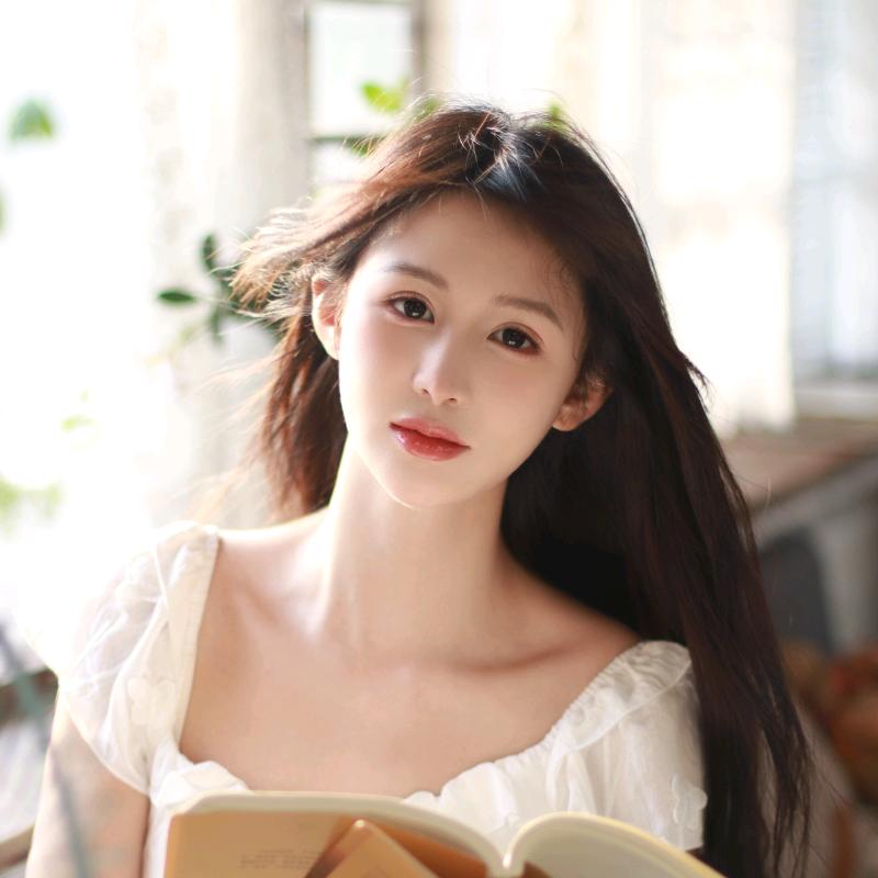 李茉Mo