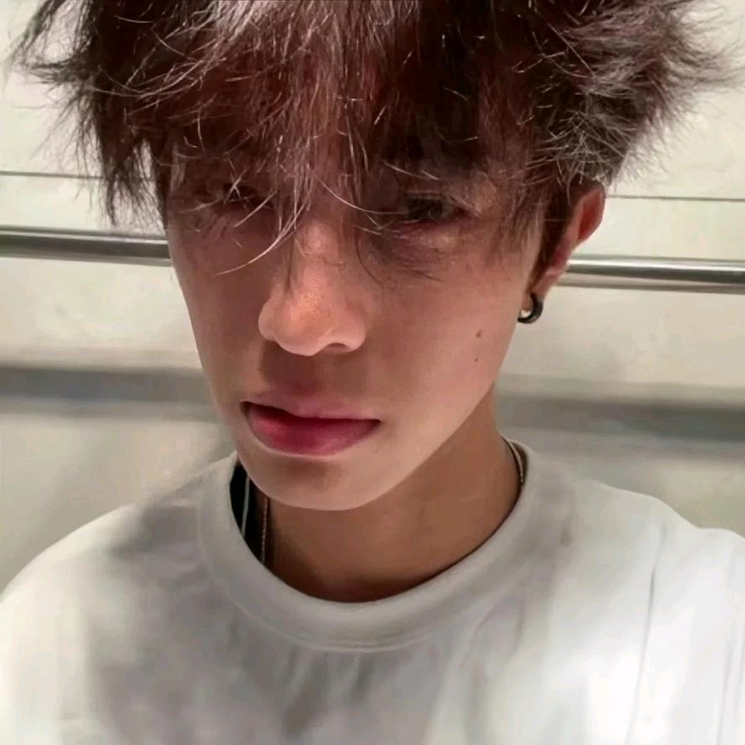 Yu