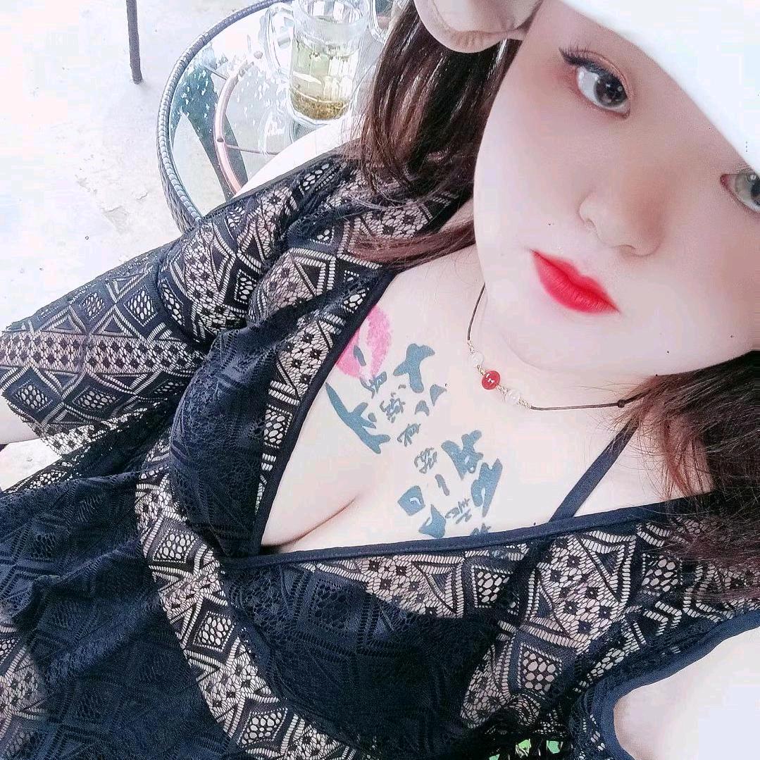 *^ω^*安于时光～～