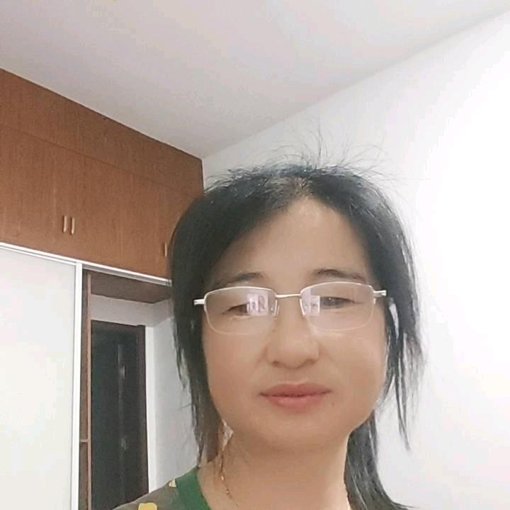 基英