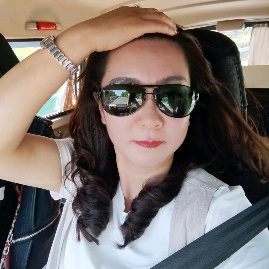 陇县火娃娃溜达鸡养殖