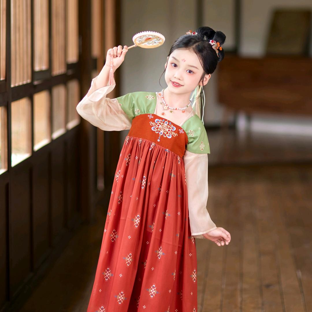 禾苗姐姐(今兮古兮儿童汉服)