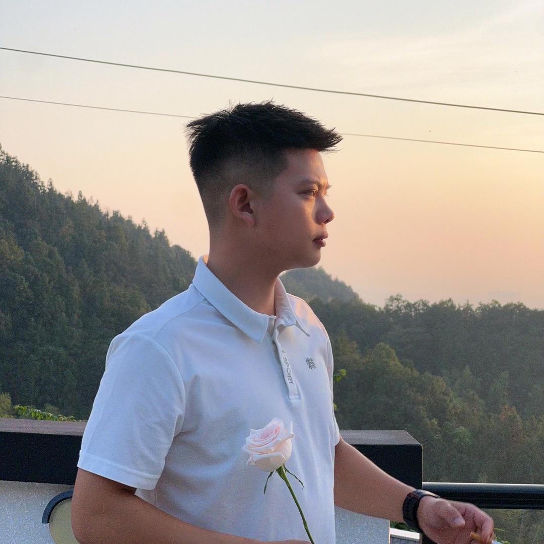 小鱼（跑跑哥助理）