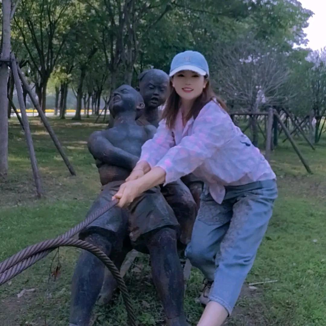 🌟星是🌛月亮的景🌈🌹