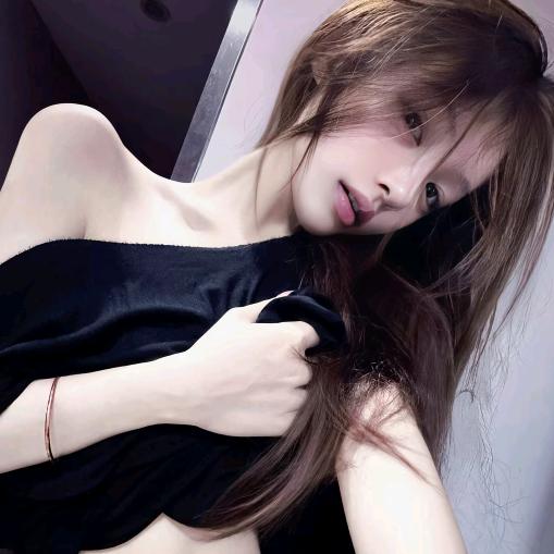 默默不吃鱼🍥（低谷期崩溃版）