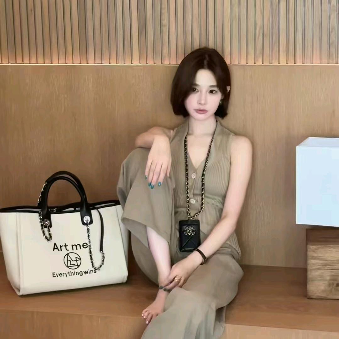 瓜瓜 ART ME-精致穿搭