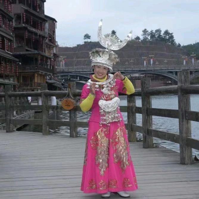婧儿