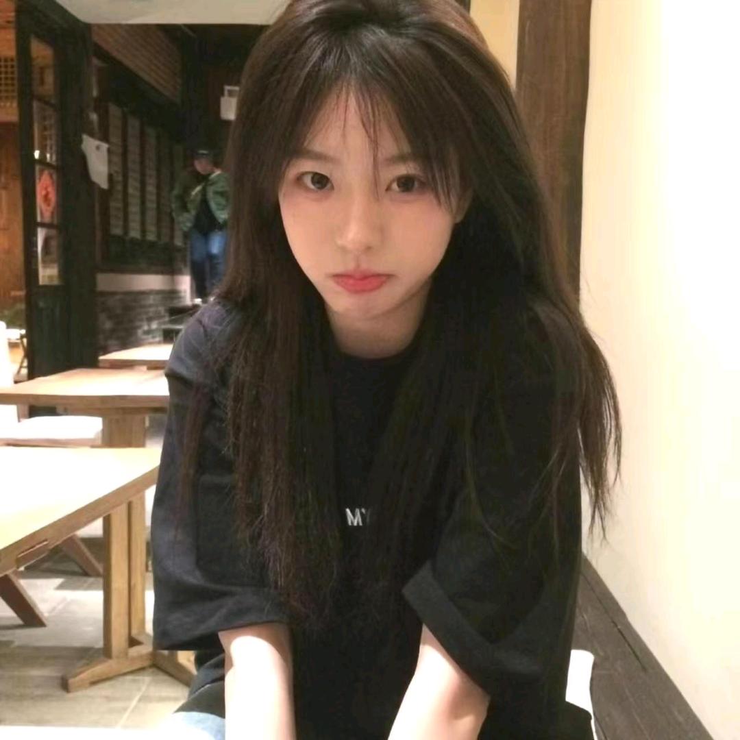 幸运姐 每晚9:20开播