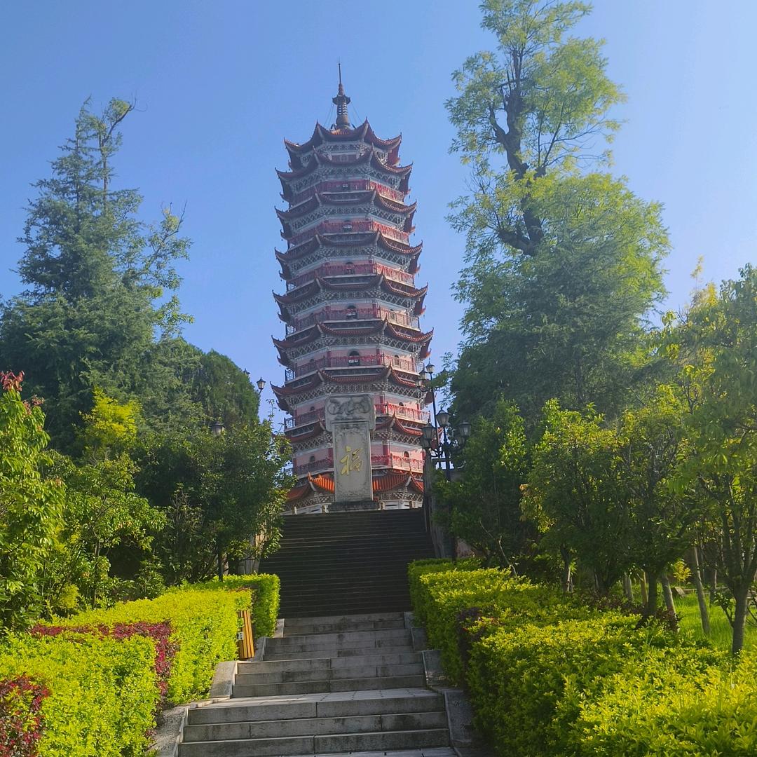 噶玛琼措