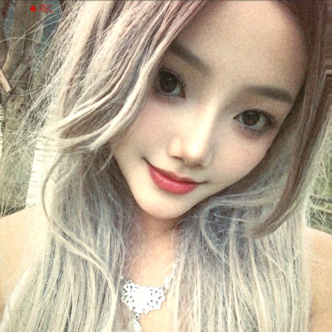 兴义郑小睫工作室