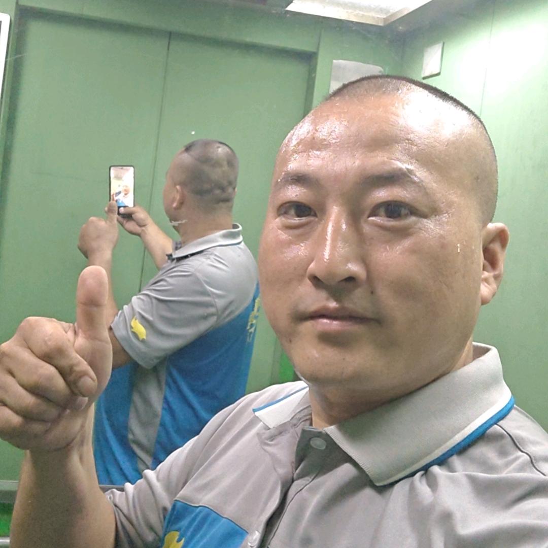 东北小伙