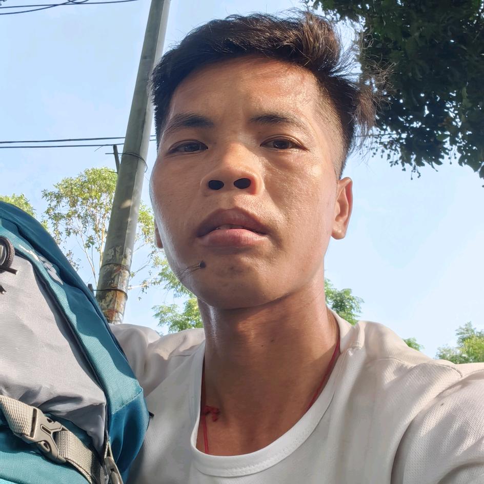 小阿金爱钓鱼