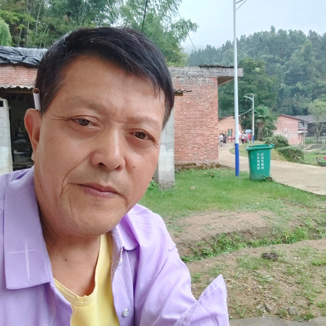 刘歌19579803158