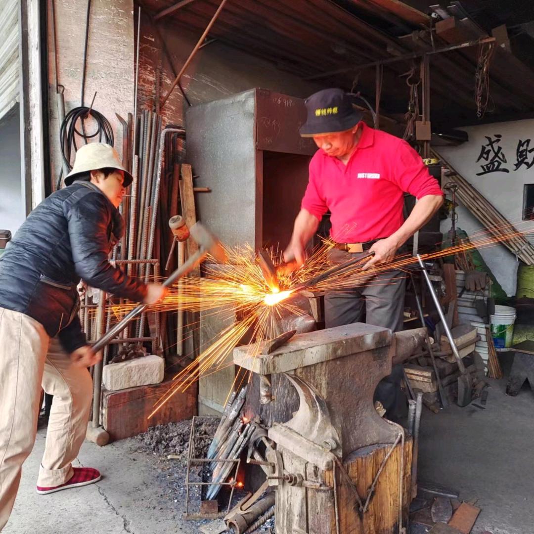盛财铁匠铺
