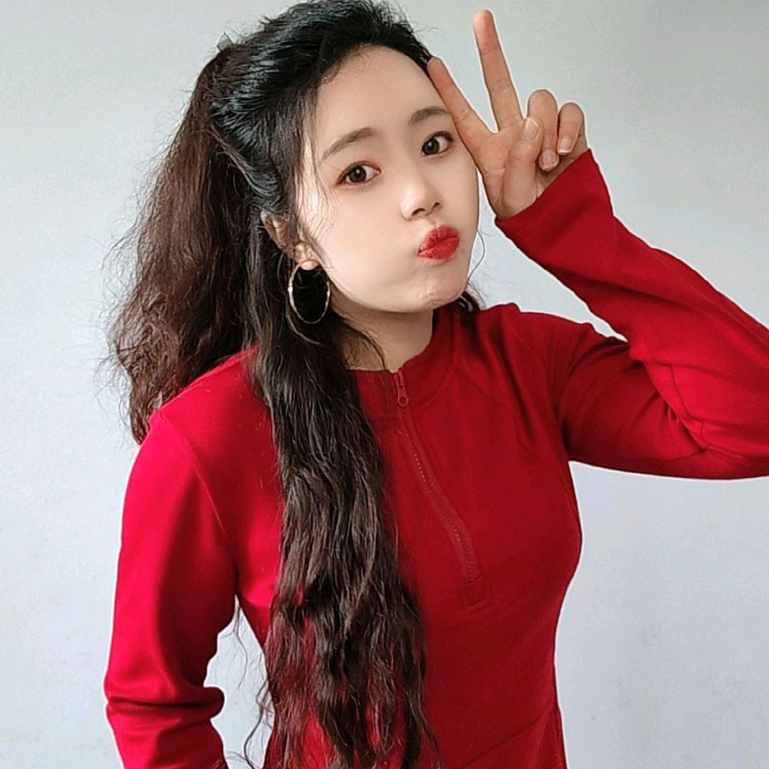 小美(爱山歌)